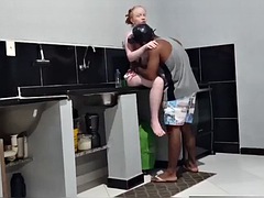 Grosse bite, Sucer une bite, Cocu, Noir ébène, Homosexuelle, Hard, Mère que j'aimerais baiser, Public