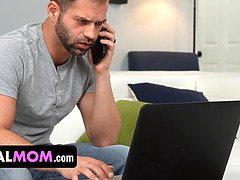 In den arsch, Grosse titten, Geile alte tussi, Spermaladung, Kehlenfick, Milf, Schreiend, Stiefmutter