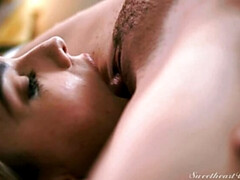 Cunnilingus, Culo, Dormitorio, Engañando, Hembra, Tetas naturales, Orgasmo, Hilo dental