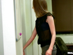 Culo, Corridas, Corridas faciales, Atragantadas, Latina, Lamidas, Masturbación, Oficina