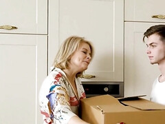 Lieveling, Grote mammen, Blond, Bedriegen, Hd, Kut duiken, Geschoren, Vrouw