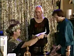 DBM - Hoochie-Coochie Trainer