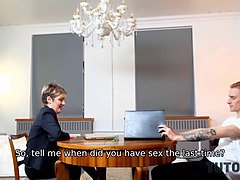 Pijpbeurt, Oudere vrouw, Diep in de keel, Fetisj, Rijpe lesbienne, Moeder die ik wil neuken, Moeder, Kort haar