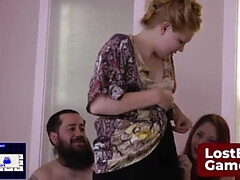 Grote mammen, Blond, Spel, Hd, Aftrekken, Roodharige vrouw, Trio, Tieten likken