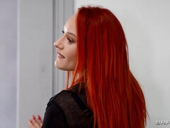 Lieveling, Grote mammen, Muurgat, Hardcore, Monster, Natuurlijke tieten, Kantoor, Realiteit