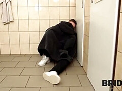 Anaal, Mooie dikke vrouwen, Grote mammen, Brijd, Bedriegen, Mollig, Kousen, Toilet