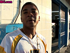 Leie, In den arsch, Blasen, Schwarz, Handjob, Im freien, Pov, Öffentlich