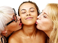 Любители, Большие сиськи, Фетиш, В первый раз, Очки, Лесбиянка, Жесткий секс, Табу