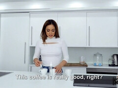 Culo, Dormitorio, Rubia, Mamada, Morena, Cocina, Tetas naturales, Trio