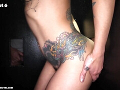 Asiatique, Noire, Tir de sperme, Gorge profonde, Faciale, Branlette thaïlandaise, Monstre, Seins naturels