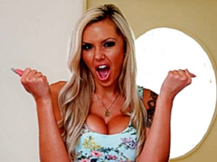 Любители, Большие сиськи, Блондинки, Минет, Пальцем, Ласковые ручки, Мастурбация, Милф