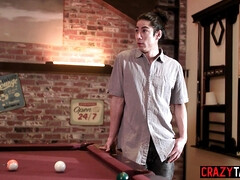 Grosse bite, Gros seins, Sucer une bite, Femme couguar, Hard, Maman, Rousse roux, Voyeur