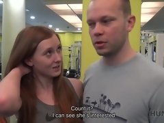 Couple, Cocu, Tchèque, Gym, Argent, Pov, Réalité, Rousse roux