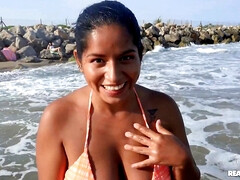 Plage, Grosse bite, Gros seins, Plantureuse, Hd, Seins naturels, Actrice du porno, Réalité