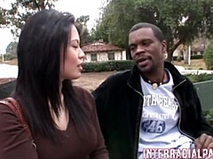 Amateur, Asiático, Negro, Interracial, Madres para coger, Tetas naturales, Afeitado, Chupando