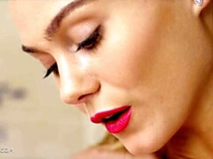 Blonde, Doigter, Béant, Lingerie, Masturbation, Seins naturels, Rasée, Toilettes