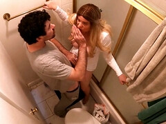 Enthousiasteling, Lieveling, Badkamer, Blond, Bedriegen, Moeder die ik wil neuken, Realiteit, Slikken
