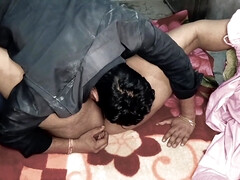 Aziatisch, Grote kont, Eerste keer, Koreaans, Moeder die ik wil neuken, Moeder, Pissen, Openbaar