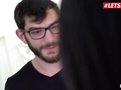 Большие сиськи, Брюнетки, Грудастые, Секс без цензуры, На природе, На публике, Реалити, Втроем