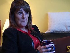 Большая жопа, Большой член, Минет, Британки, Брюнетки, Семяизвержение, Фетиш, Зрелые