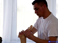 Grote mammen, Pijpbeurt, Voeten, Fetisj, Vingeren, Likken, Masseren, Nat