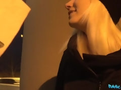 Leie, Blasen, Hundestellung, Aufs gesicht abspritzen, Im freien, Pov, Öffentlich, Spanner