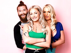 Enthousiasteling, Grote kont, Grote lul, Grote mammen, Blond, Pijpbeurt, Hardcore, Kantoor