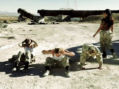 Язык в попке, Большие сиськи, Блондинки, Вчетвером, Итальянки, Милф, Трансы, Игрушки