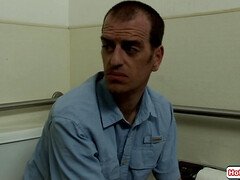 アナル, アジア人, デカパイ, イマラチオ, のぞき穴, 手コキする, 異人種間, シーメール