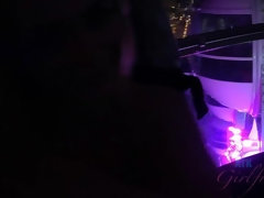 Bad, Fingern, Freundin, Absätze, Pov, Muschi, Abendanzug, Spanner
