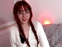 18, 素人, 自家製, ハメ撮り, 赤毛, スカート, ティーン, オッパイの