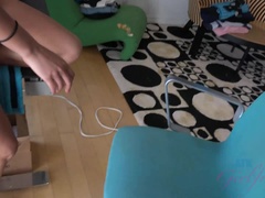 Blasen, Besamung, Fussjob, Handjob, Latina, Orgasmus, Pov, Titten