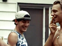 Анальный секс, Большой член, Минет, Ласковые ручки, Секс без цензуры, Мускулы, Оргии, Втроем