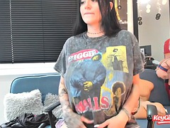 Gros seins, Compilation, Mignonne, Hard, Huilée, Nénés