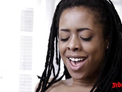 Blondine, Braunhaarige, Schwarz, Lesbisch, Lecken, Natürlichen titten, Piercing, Muschi