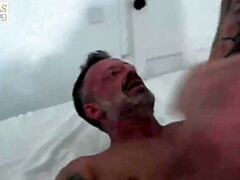 Anal, Bondage domination sadisme masochisme, Sucer une bite, Brunette brune, Européenne, Fétiche, Plan cul à trois, Nénés