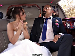 アナル, デカパイ, 結婚, 茶髪の, 指いじり, 手コキする, タトゥー, 結婚式
