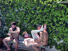 Leie, In den arsch, Arschlecken, Blasen, Schwul, Gruppe, Im freien, Pornostars