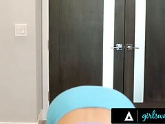 Penetracion con dedos, Besar, Lamidas, Tetas naturales, Coño, Realidad, Chupando, Vibrador