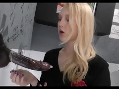 Noire, Blonde, Sucer une bite, Noir ébène, Fétiche, Petite femme, Softcore, Nénés