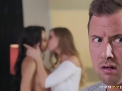 ベッドルーム, デカ尻, ブロンド, 巨乳な, チン, なめる, オマンコ, 三人