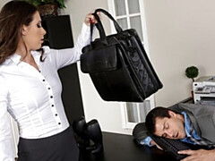 18, デカ尻, デカチン, フェラチオ, バック, オフィス, ガリガリ, ティーン