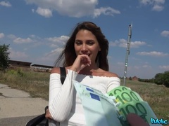 Leie, Braunhaarige, Spermaladung, Hundestellung, Aufs gesicht abspritzen, Hd, Latina, Zierlich