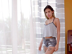 Блондинки, Хд, Латиноамериканки, Белье, Мастурбация, Натуральные сиськи, Застенчивая, Соло