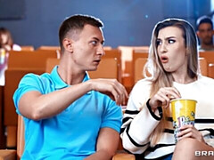 Grote kont, Grote lul, Grote mammen, Pijpbeurt, Hondjeshouding, Moeder die ik wil neuken, Roodharige vrouw, Geschoren