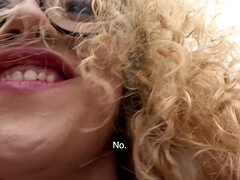 Rubia, Mamada, Corridas, Al aire libre, Perforación, Público, Coño, Español