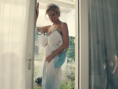 ブロンド, 巨乳な, 下着, 淫乱熟女, 剃毛, 一人