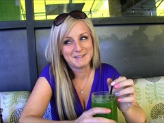 Anaal, Jurk, Extreem, Vuisten, Hakken, Masseren, Alleen, Speelgoed