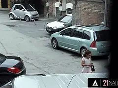Cul à la bouche, Gros cul, Brunette brune, En levrette, Face assise, Monstre, Lécher le sphincter, Nénés