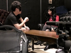 Nana, Brunette brune, Couple, Cocu, Hard, Adolescente, Sous la jupe, Voyeur